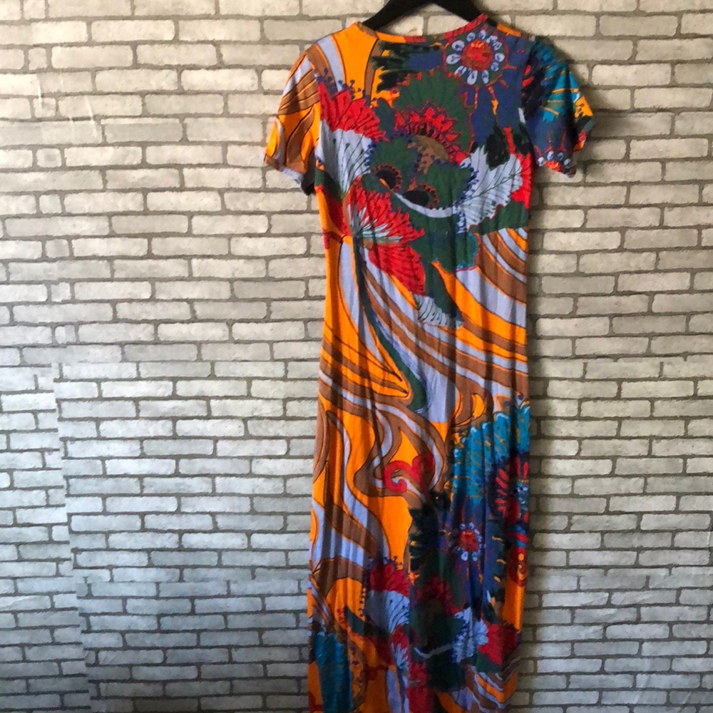 Dress - Picture 3 of 4